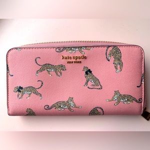 Kate Spade zip cheetah wallet